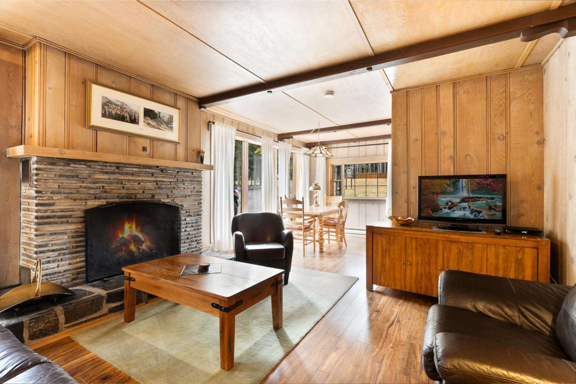 Elkhorn Lodge Vacation Rentals Banff Exterior photo