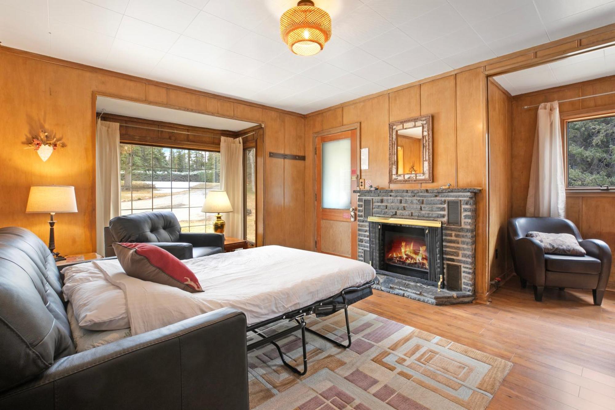 Elkhorn Lodge Vacation Rentals Banff Exterior photo
